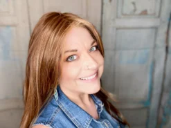 Mesmerized Wig By Raquel Welch -Wig Specialty Shop 3CD81304 45FB 430A A760 EBD41C1E5EAC