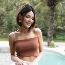 Posh Wig By Rene Of Paris | Heat Friendly 19 Posh Wig By Rene Of Paris | Heat Friendly -Wig Specialty Shop 4110 Posh Molten Amber 1 768x1152 1