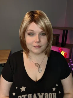 Heather Wig By Estetica -Wig Specialty Shop EsteticaHeatherinR20RT8Front scaled