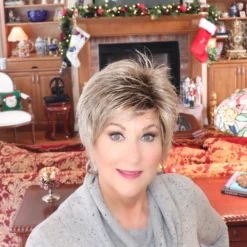 Sparkle Petite Wig By Raquel Welch -Wig Specialty Shop Facetune 14 12 2019 16 39 11 42419661 fcf9 41ef b6ff 492f5b211a88