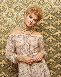 Acclaim Wig By Gabor | Petite Cap 22 Acclaim Wig By Gabor | Petite Cap -Wig Specialty Shop GB Acclaim GoldenAnniversary Model Front2 c98f2d7d 115b 4b5b a08a 0dc54498a30a