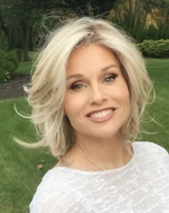 Upstage Wig By Raquel Welch -Wig Specialty Shop IMG 7805