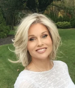 Upstage Wig By Raquel Welch | Large Cap 31 Upstage Wig By Raquel Welch | Large Cap -Wig Specialty Shop IMG 7805 83e101a4 7c28 4758 ae09 4a9c316d9954