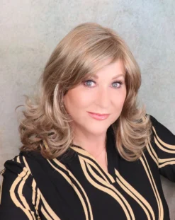 Sonia Wig By Envy 28 Sonia Wig By Envy -Wig Specialty Shop SoniaEnvyGingerCreamfront