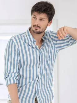 Brad Men's Wig By Ellen Wille | HAIRforMANce | Mono Crown -Wig Specialty Shop resized 0009s 0004 ew HAIRforMANce Brad 4